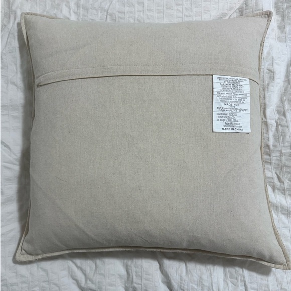West Elm Natural Linen Duck Feather Pillow Set – 20x20 | NWOT | Elegant & Plush - Picture 4 of 5